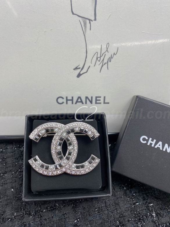 Chanel Brooch 531